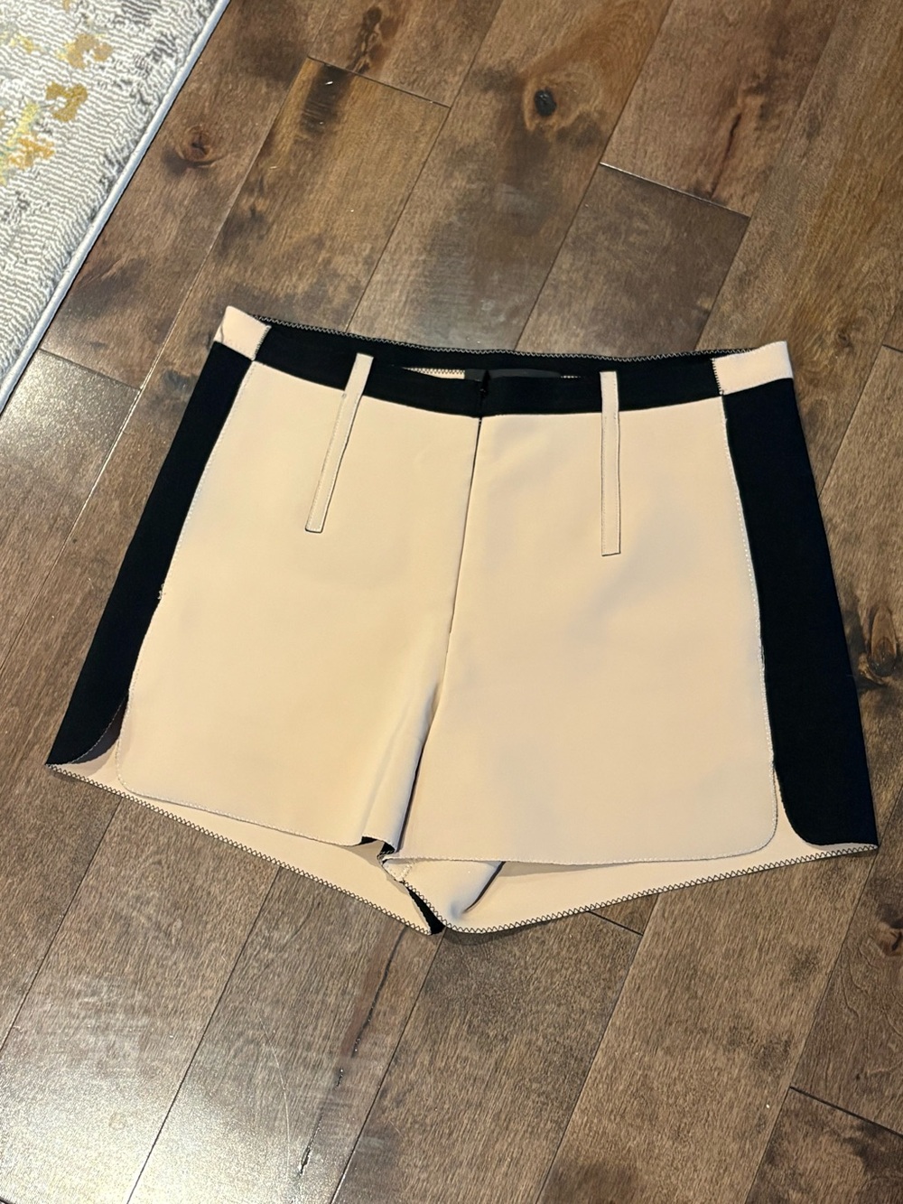 Marie Saint Pierre Contrast Trim Women's Shorts